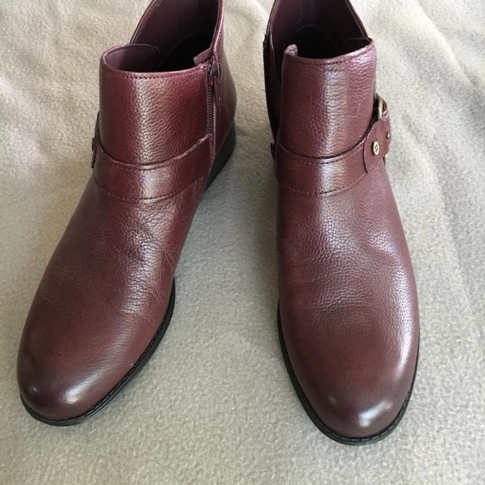 Naturalizer Ankle Boots "Jarrett" Wine, Sz. 9 Narrow